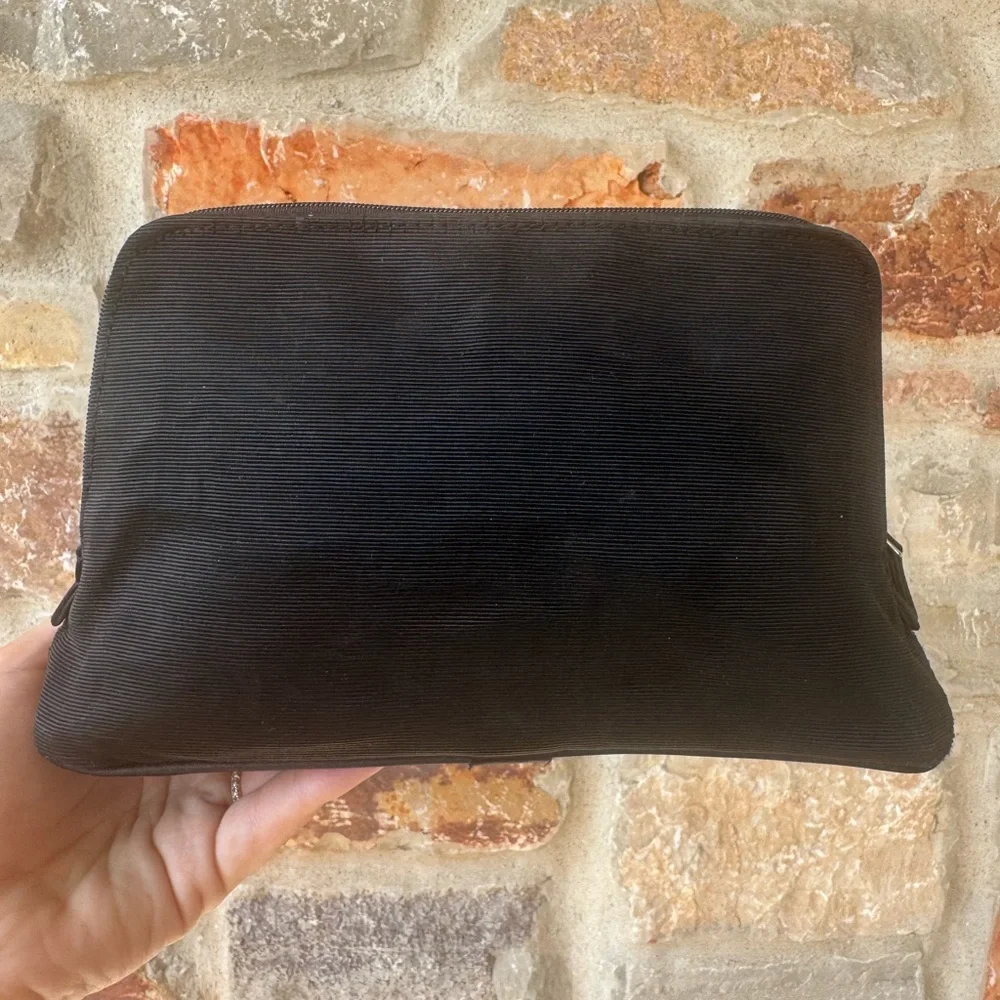 DIOR POUCH